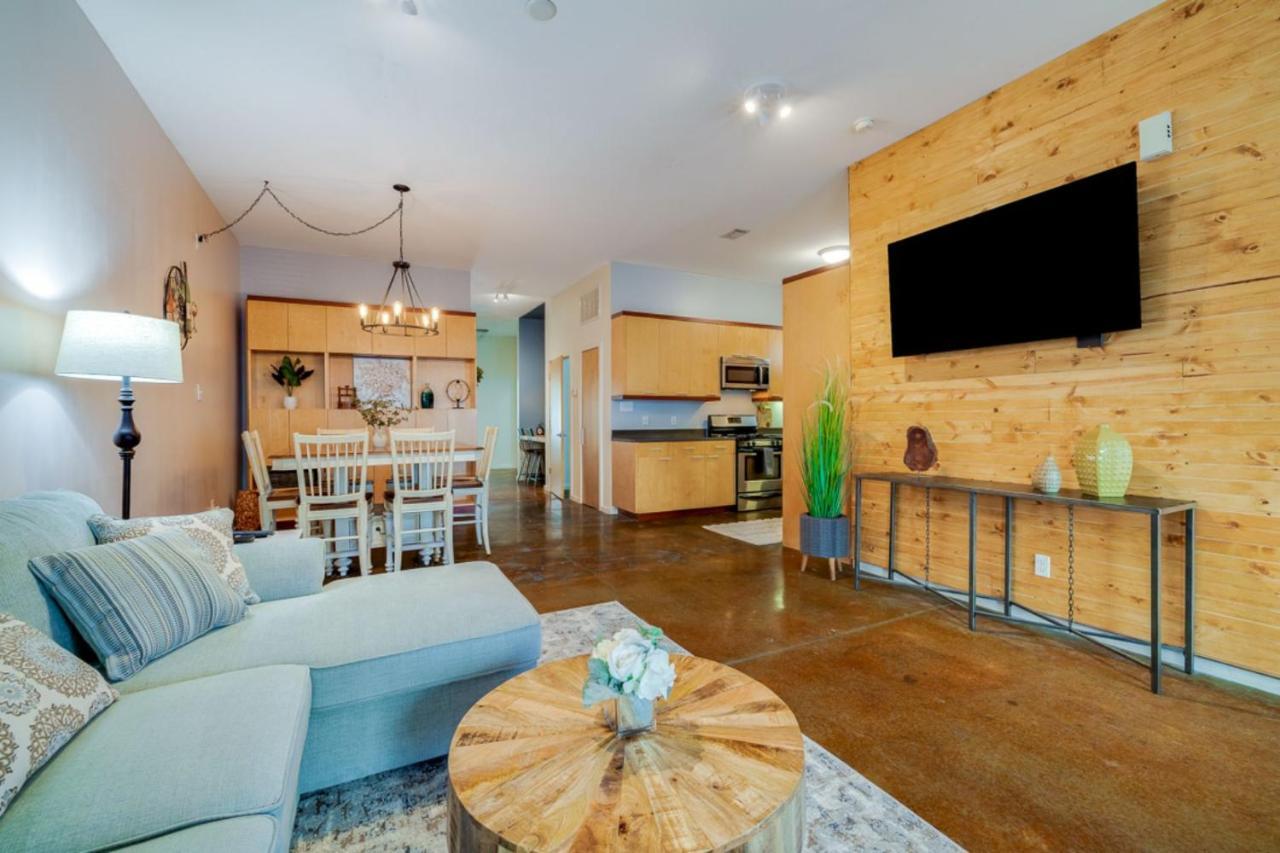 Southern Charmer-Historic District Downtown-Front Porch-Walk Score 90!!-Private Parking-1 Minute To Forsyth Park Savannah Ngoại thất bức ảnh