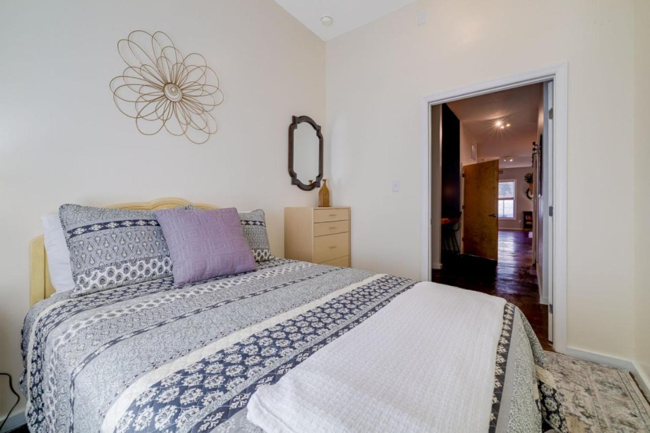 Southern Charmer-Historic District Downtown-Front Porch-Walk Score 90!!-Private Parking-1 Minute To Forsyth Park Savannah Ngoại thất bức ảnh