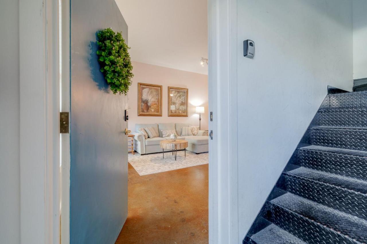Southern Charmer-Historic District Downtown-Front Porch-Walk Score 90!!-Private Parking-1 Minute To Forsyth Park Savannah Ngoại thất bức ảnh
